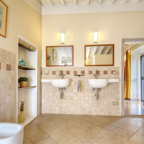 En suite bathroom